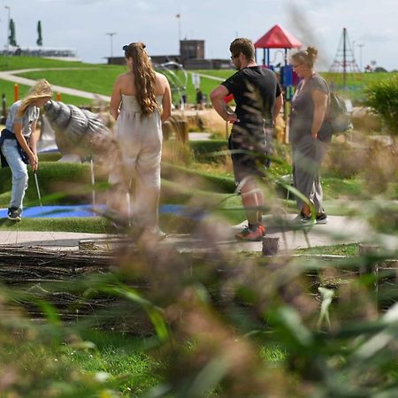 Sleep Space 22 - Green Tiny Village Harlesiel Wittmund Exterior photo